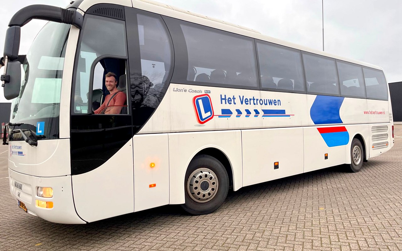 Opleiding Bus (D) bij Het Vertrouwen